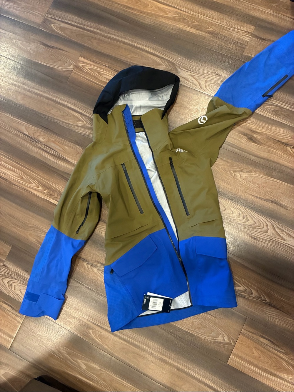 The North Face Olive Green and Blue Ski Jacket with Hood